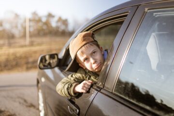 How to Set a Good Example for Young Drivers